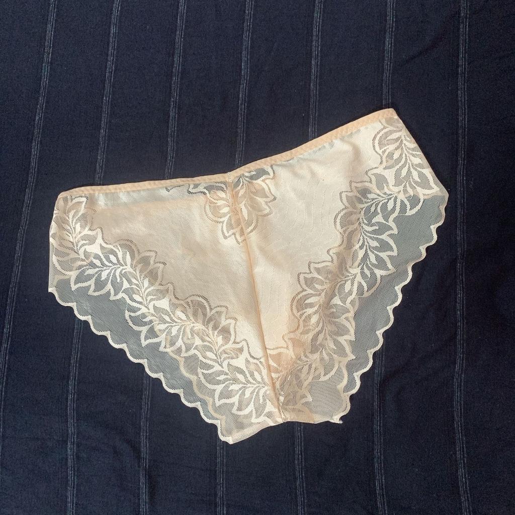 Hot Men Underwear New Sexy Temptation Lace Men'S Briefs Breathable Seamless Underpants Man U Convex Pouch Knickers Sissy Panties
