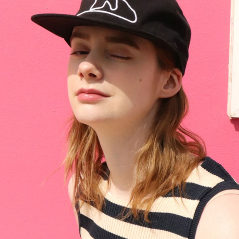 ELKE BLOEM FEELING HEART BLACK BALL CAP