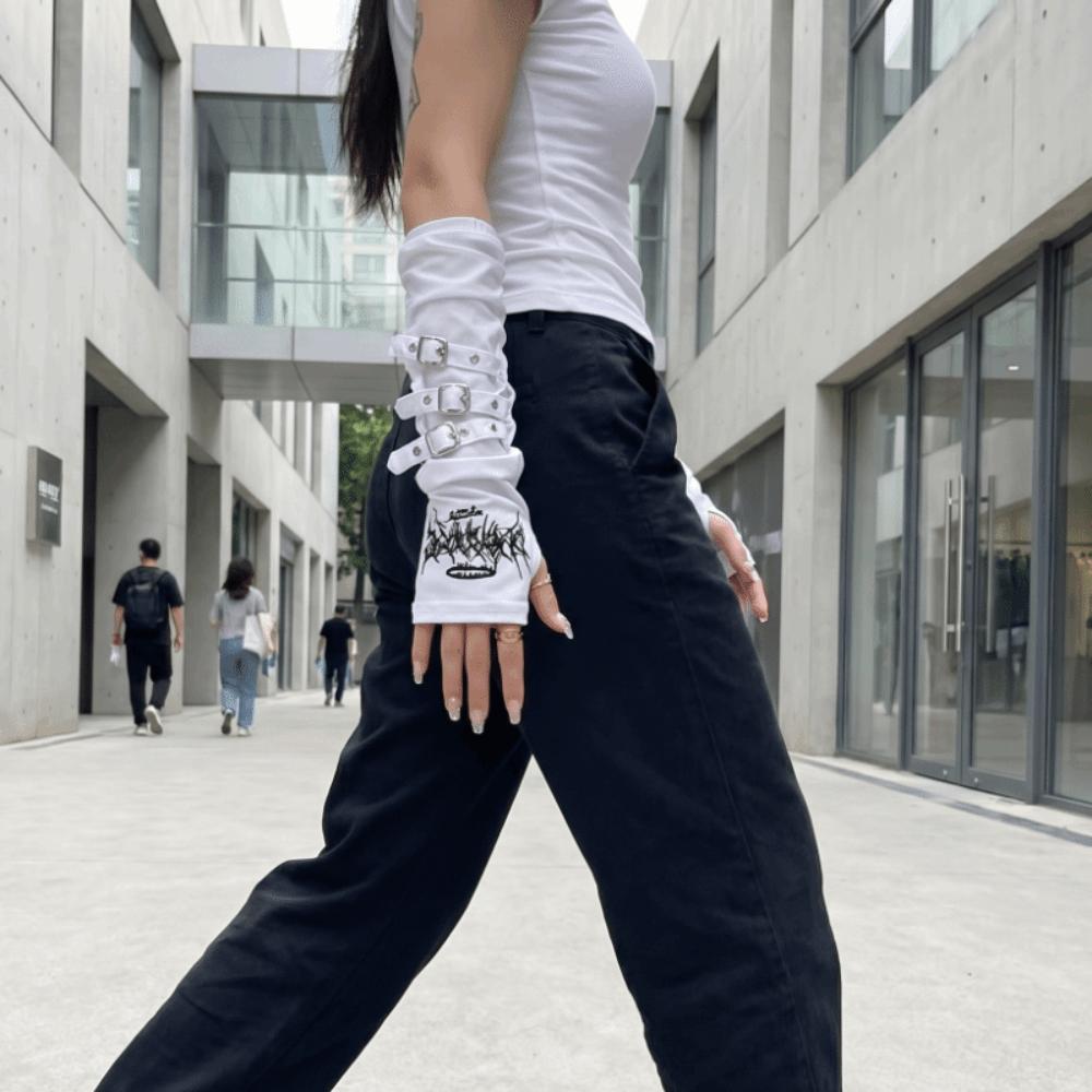 Polyester Half Finger Arm Warmers Embroidered Design Arm Covers Sun Protection Gloves  Unisex