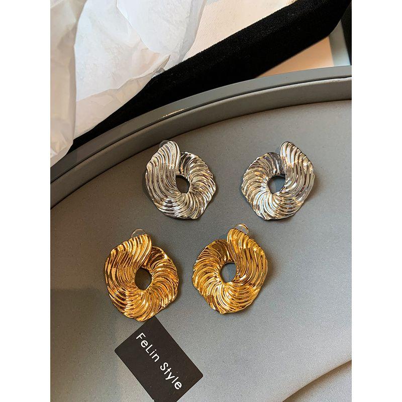 Accessible Luxury Exaggerated Asymmetrical Metal Texture Female Earrings