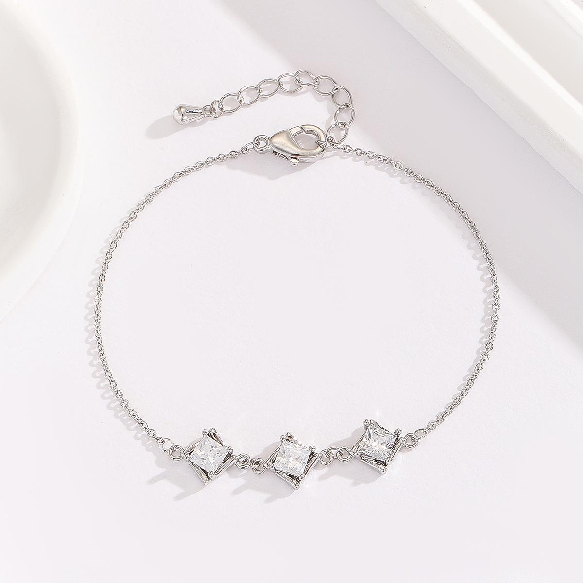 

European & American Minimalist Zircon Geometric Bracelet for Women