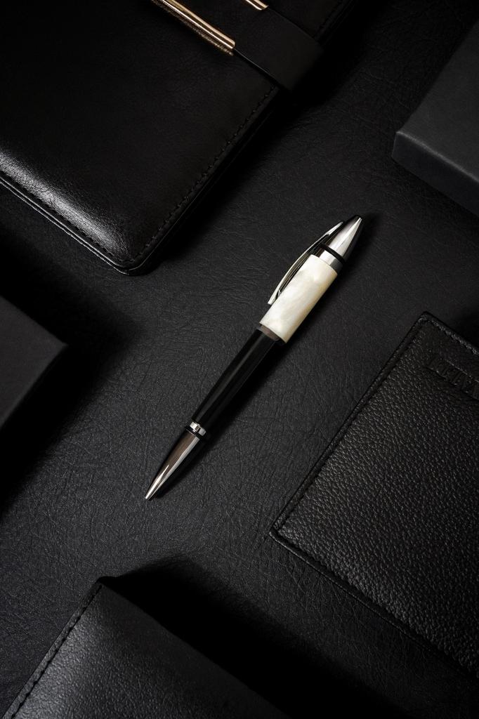 Paul Rossi 9419 BLACK Ballpoint Pen
