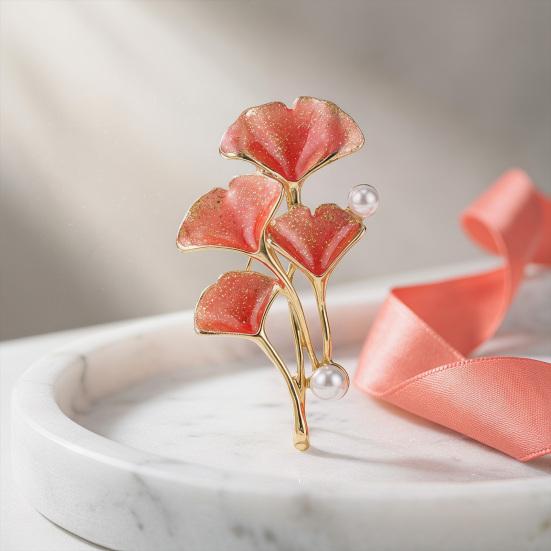 Brooch Pin Enamel Finish Imitation Pearls Ginkgo Leaf Design Zinc Alloy Pin with Gold-Plated Edges Suits Coats Sweaters Badge
