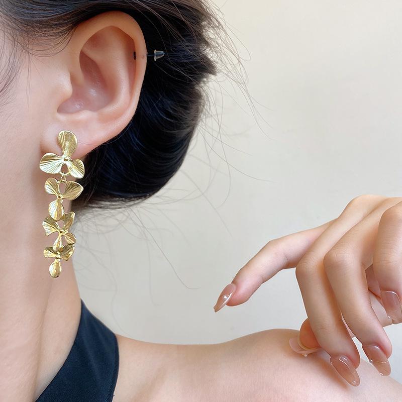 Exaggerated Metallic Long Tassel Flower Earrings - Niche Cold Style, Versatile & Elegant