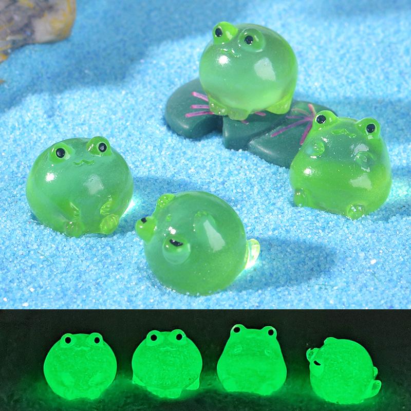 Micro-landscape Chubby Baby Frog Transparent Glow-in-the-dark Garden Decoration Accessory Mini Figurine