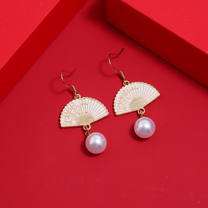 Chinese style knife and horse dan retro Peking Opera face mask earrings femininity long fringed stud earrings red trendy ear jewelry