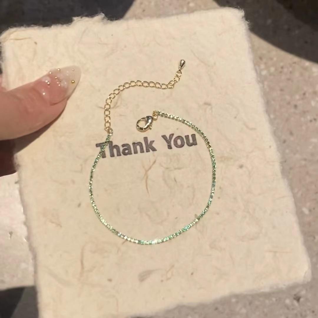 Sparkling ultra-fine green synthetic zircon bracelet for women, unique and elegant, ultra-glitter, high-end niche design inlaid with synthetic zircon