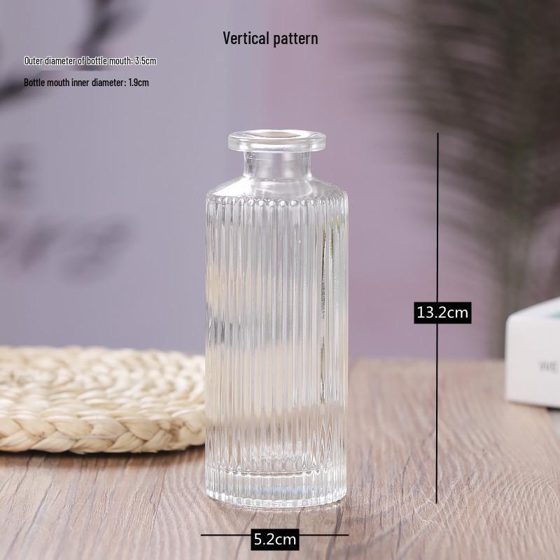 Nordic Glass Vase: Elegant Hydroponic and Dried Flower Decor for Office or Home.