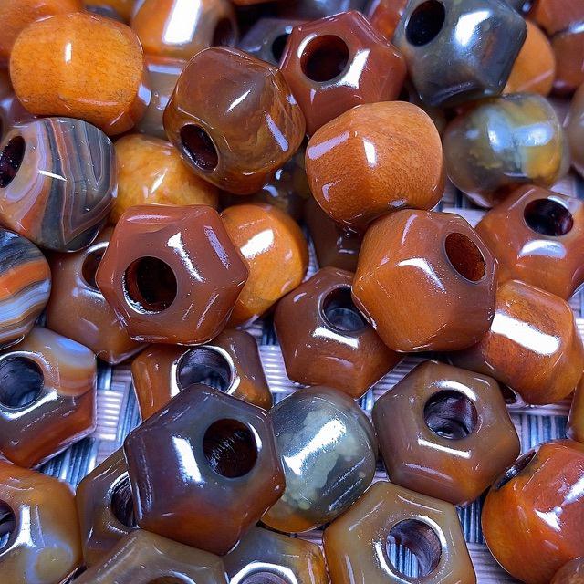 Natural Red Agate Hexagonal Beads for DIY Accessories and Multi-Treasure Projects