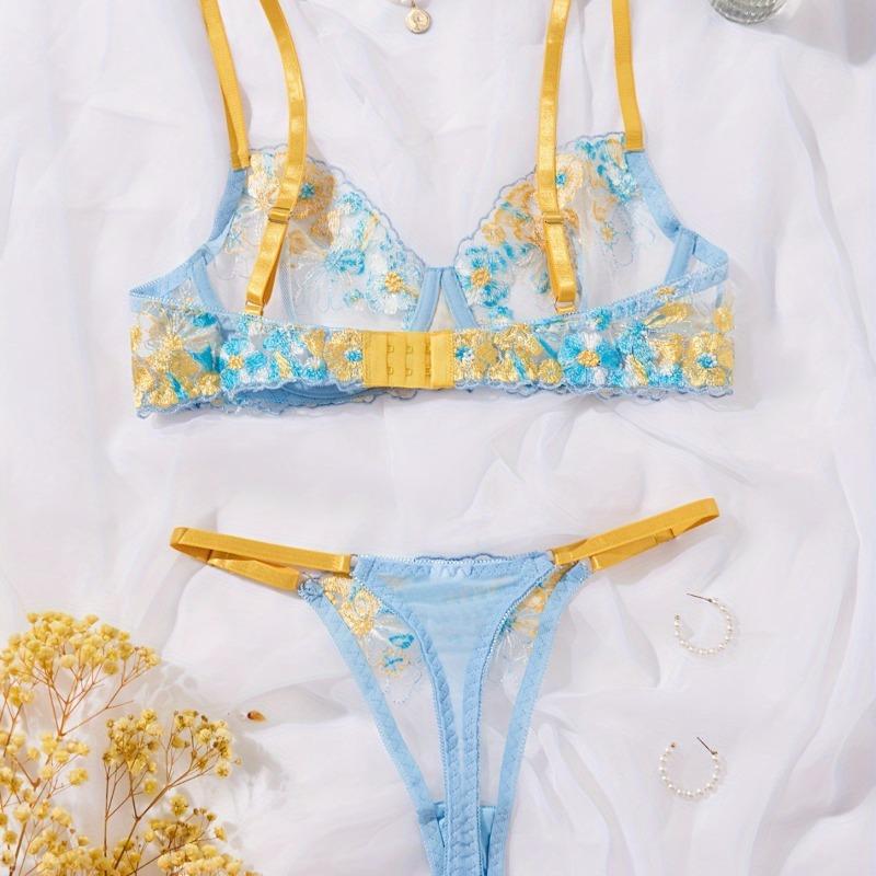I nuovi colori a contrasto giallo e blu sono piccoli, freschi, sexy e comodi, e un set di reggiseno e biancheria intima da donna ultra-sottile.