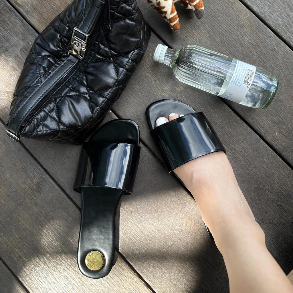 Sheepskin version~ Beautiful leather flat-bottomed one-word slippers for women's summer wear French small sandals beach soft-bottomed half slippers