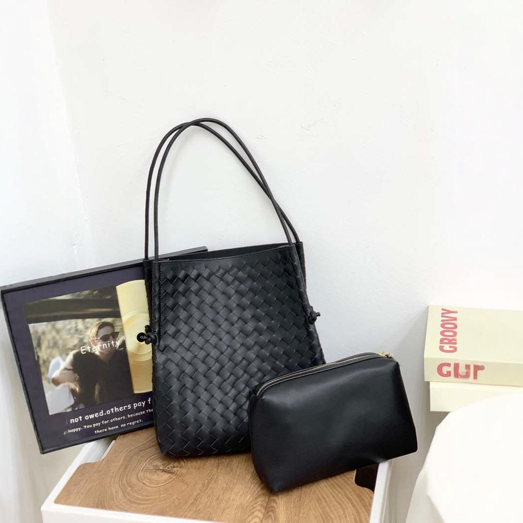 New knot leather woven shopping bag mother and child bag tote bag commuter large capacity underarm shoulder bag women 29*32*10cm чёрный