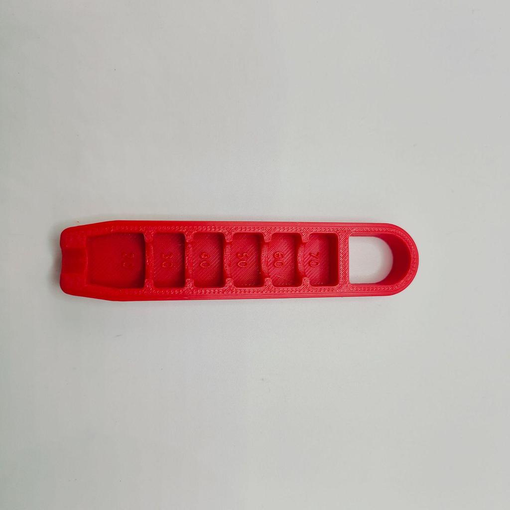 Creative 3D Printed Golf Tee Holder Ornament - Perfect Gift for Golf Enthusiasts