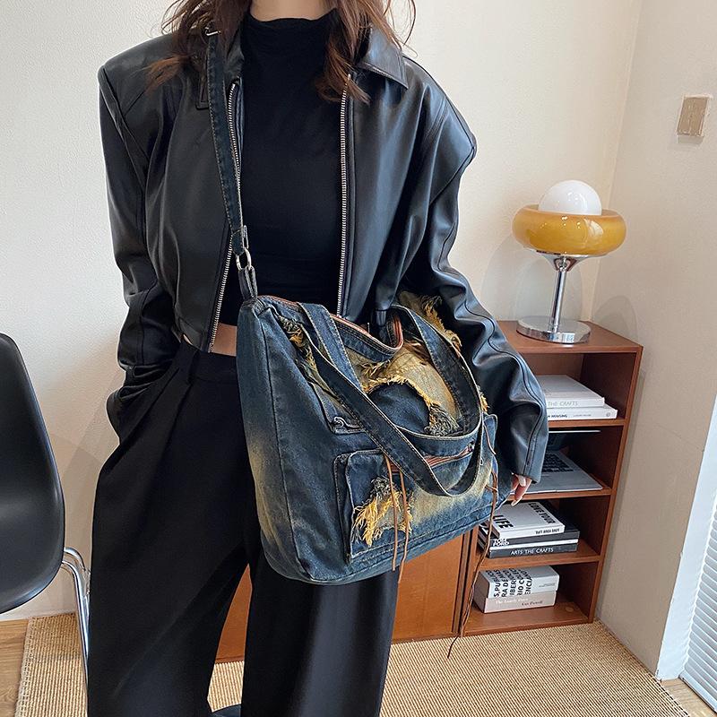 Ins Simple Denim Bag Women's 2025 New Korean Version Fashionable Large-capacity Single Shoulder Hand Carry Single Shoulder Bucket Bag