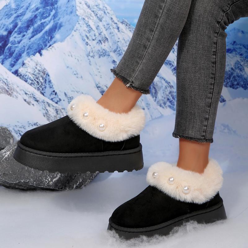 Non Slip Thick Bottom Furry Snow Boots Women 2025 Winter Chunky Platform Wedge Heel Plush Ankle Boots Fluffy Fur Pearl Shoes