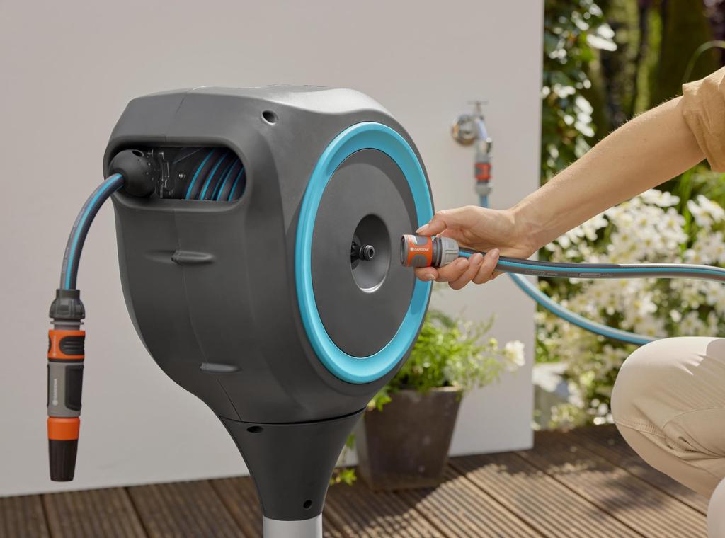 GARDENA Screw Fixed Automatic Winding Hose Box RollUp S 15m Blue Hose Reel 18605-20