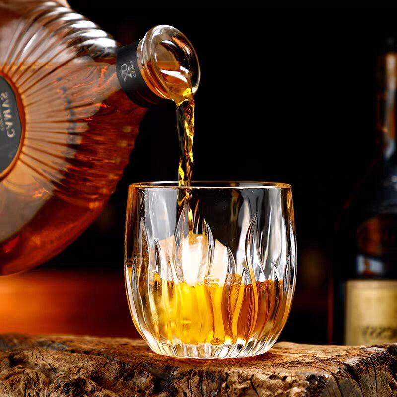 260ml Flame Patterned Wine Glass Creative Glass Cup Transparent Vintage Whiskey Glass Luxury Wine Glasses Best Christmas Gifts