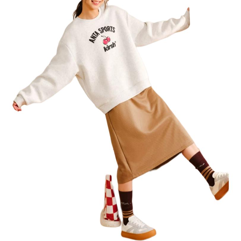 Anta X Kirsh Collaboration Sports Lifestyle Series Good Things Happen Casual Simple Solid Color Round Neck Pullover Loose Sweatshirt 962518710-4