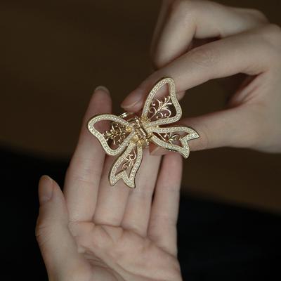 Hohle Schmetterling Iris Perle Haarnadel Temperament Leichter Luxus Hoher Sinn Haarspule Mode Vielseitig Super Fee Haarschmuck Frau