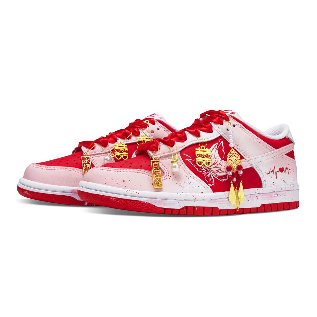 Nike Dunk Love Forever Cushioning Low top Skateboard Shoes Women's Red CW1590-600(Team376-)