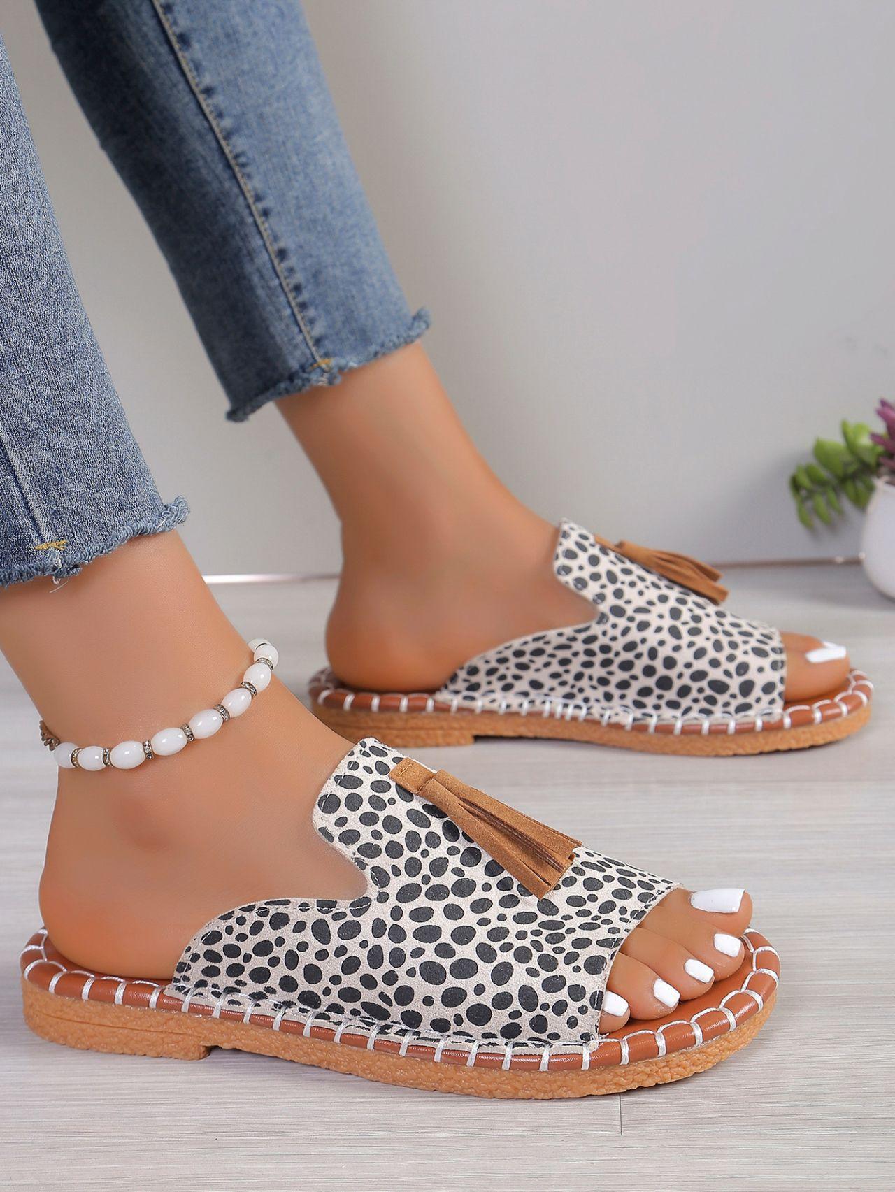 

Women s Slippers Foreign Trade Large Size Flat Slippers Women s Summer 2025 New European and American Tassel Beach Shoes 43