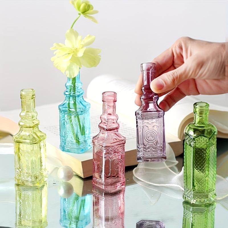 5pcs Glass Flower Vases 11.5cm Tall Mini Retro Relief Vases in Bulk Small Vases for Decor Center Pieces Vintage Bottles Wedding