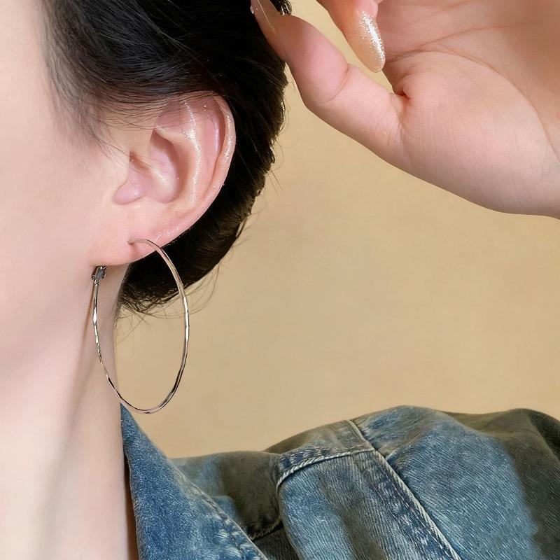 High-end Large Hoop Earrings with Extremely Thin Ear Wires, Elegant Ear Ornaments