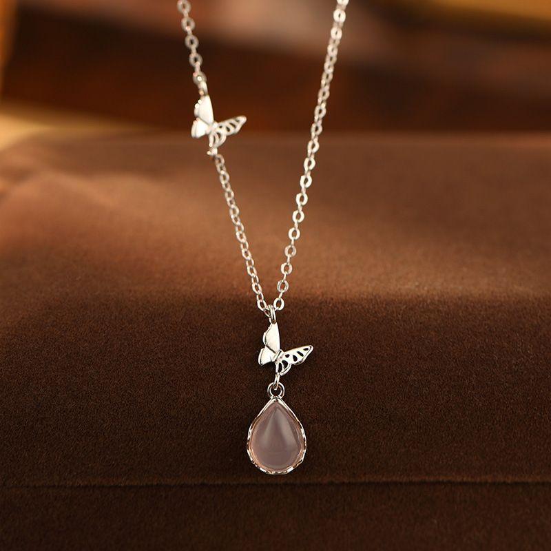 

Butterfly Necklace for Women 2025 New Arrival Girls Accessible Luxury Special-Interest Design Fancy All-Match and Sweet Clavicle Chain Jewelry Water Drop Butterfly Necklace White Gold