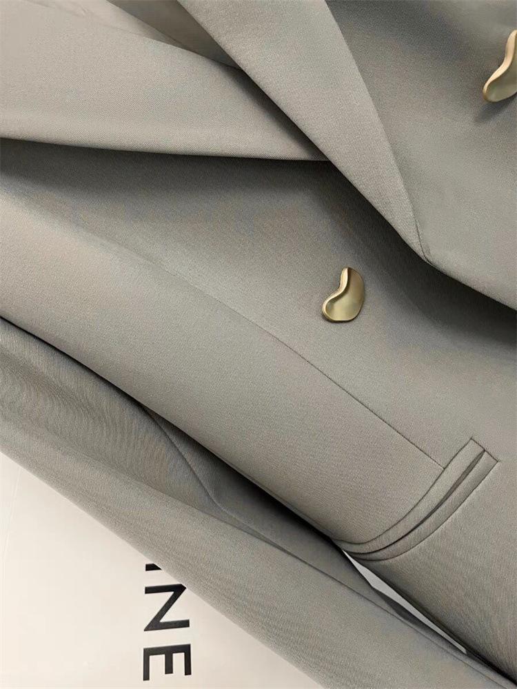 2025 Women's High-End British Style Gray Suit Jacket - French Textured, Fashionable, Small Suit for Spring & Autumn