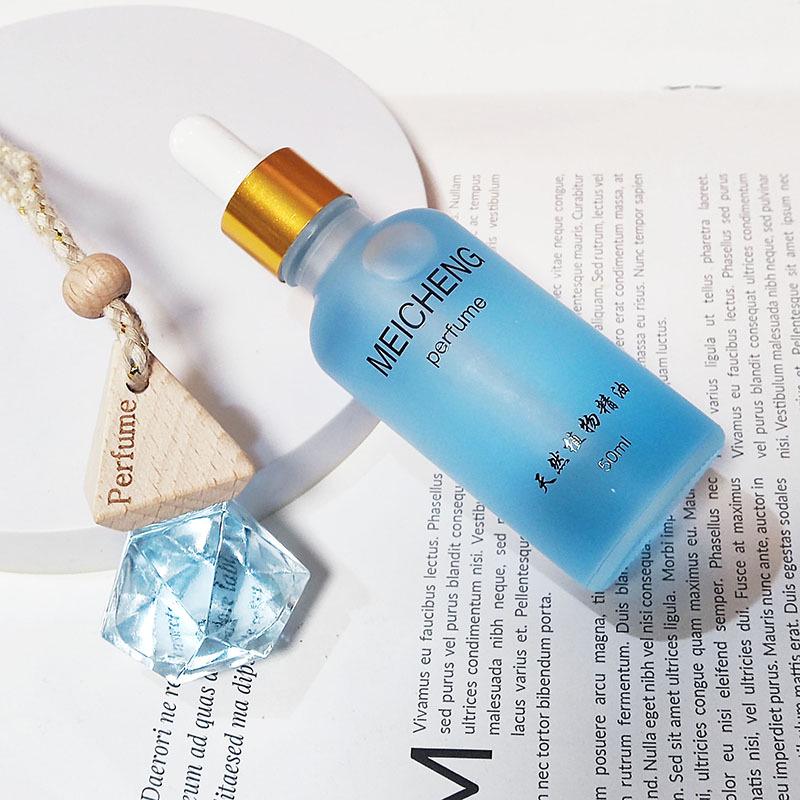 High-End Car Perfume Pendant: Essential Oil Hanging Diffuser for Men and Women Fragrance