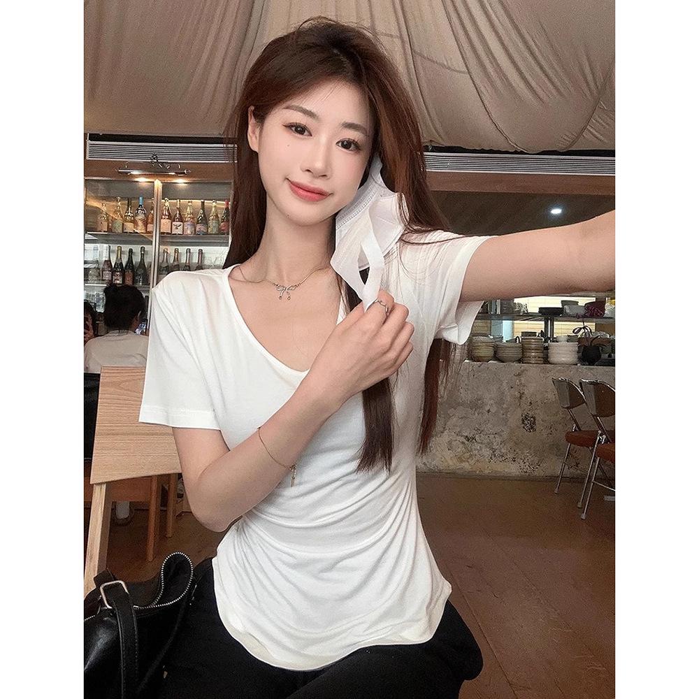 2025 Summer Chic Solid Color Slim Fit V-Neck T-Shirt for Women
