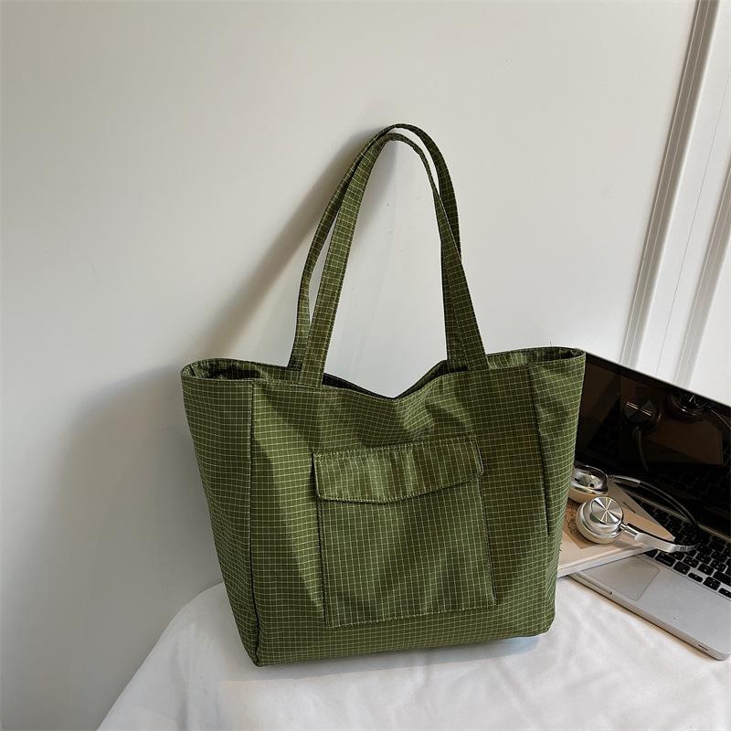 Casual Personality Large-capacity Bag Fashion Niche Design Shoulder Bag 2025 Autumn and Winter New Women's Tote Bag