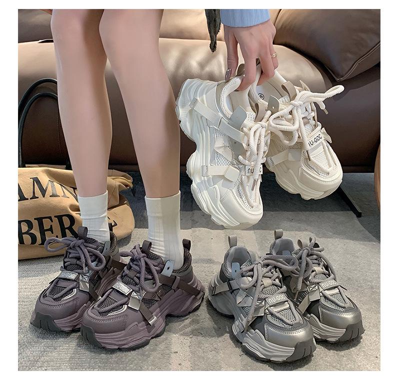 Damen Mesh Plateau Sneaker mit dicker Sohle - Herbst 2025 Vielseitiger Stil, kleine Größe, höhenverstärkende Freizeitschuhe.