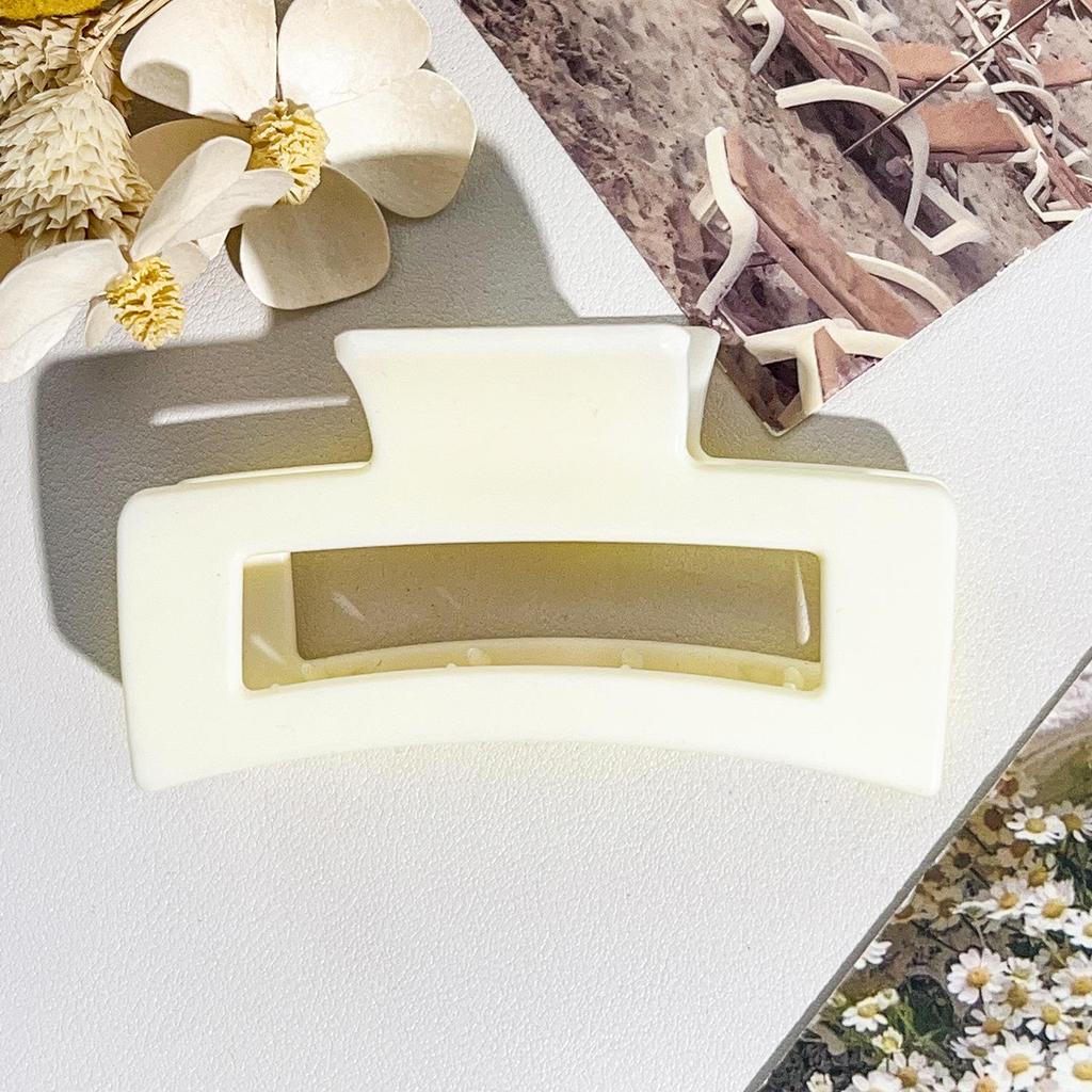 8.5cm Matte Korean Style Square Hair Clip: Elegant Half-Up Shark Clip for Women's New Updo Hair Styling
