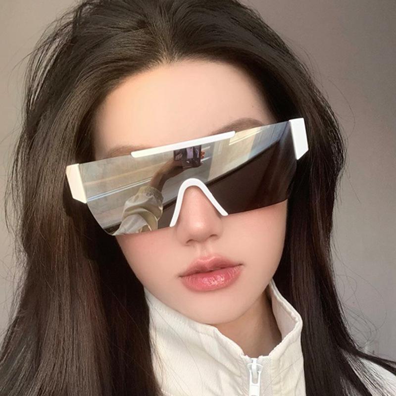 New Y2K Style Cycling Square Sunglasses Windproof Glasses for Men Women Retro-Reflective Sheeting Lens Road Riding Sport Glasses