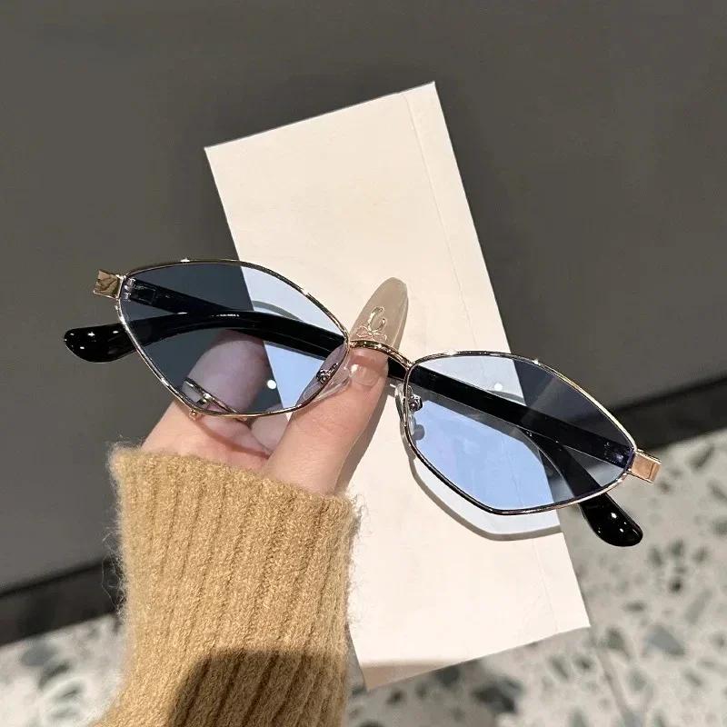 Neutral New Fashion Metal Frame Cat Eye Sunglasses Women Retro Luxury Polygonal Sunglasses Outdoor Driving Travel Sunglasses