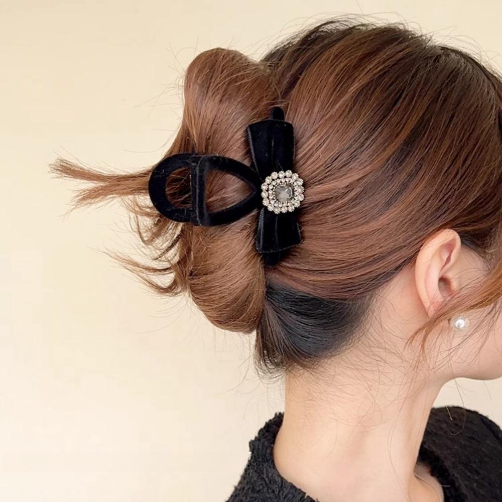 Korean French retro diamond-encrusted velvet bow grab clip elegant back head shark clip hairpin hair accessories