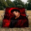 Coperta Morbida Damon Salvatore Romance in Flanella per Divano, Interno, Campeggio, Soggiorno, Ufficio, Sedia e Letto Morbido Regalo di Compleanno