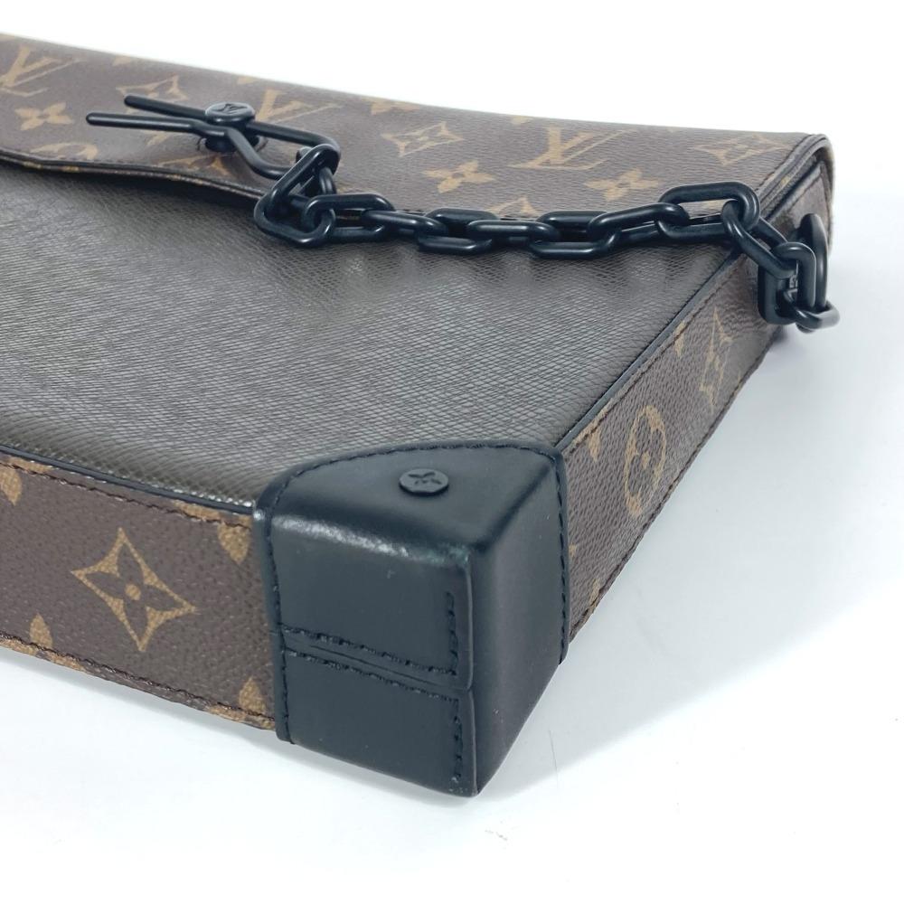 Louis Vuitton M30583 Taiga Monogram Pochette Steamer Bag Pouch Chain Flap Clutch