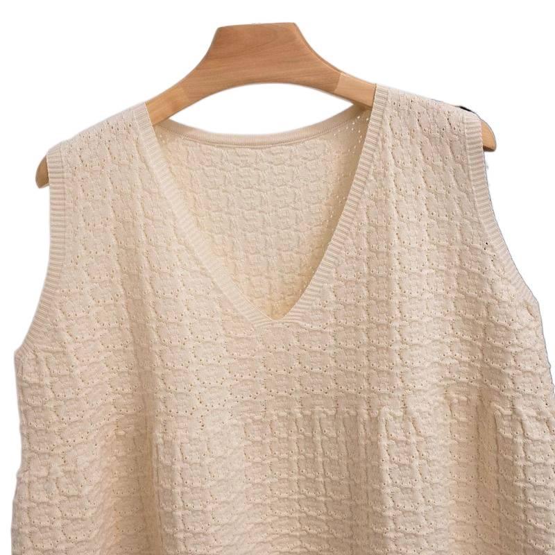 Plus-Size French Hollow V-Neck Sleeveless Camisole - Summer Loose Fit, 2-300 Jin Women's Top