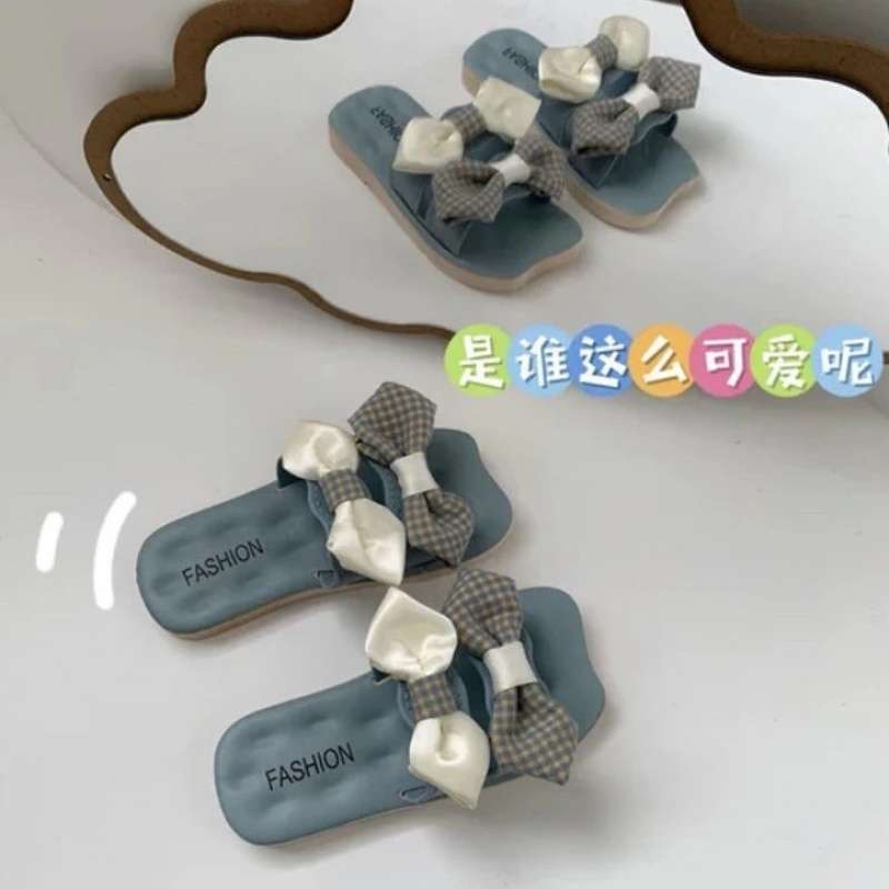 Girls slippers summer indoor and outdoor sandals baby little girl foreign style Korean version soft sole non-slip classmate children princess