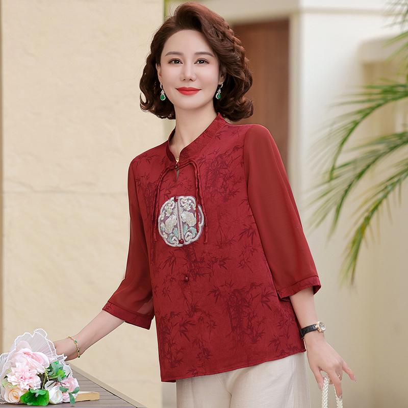 

2026 Spring New Arrival Chinese Style Embroidered T-shirt for Middle-aged and Elderly Women - Loose, Breathable, Comfortable 4XL (80-85 kg)
