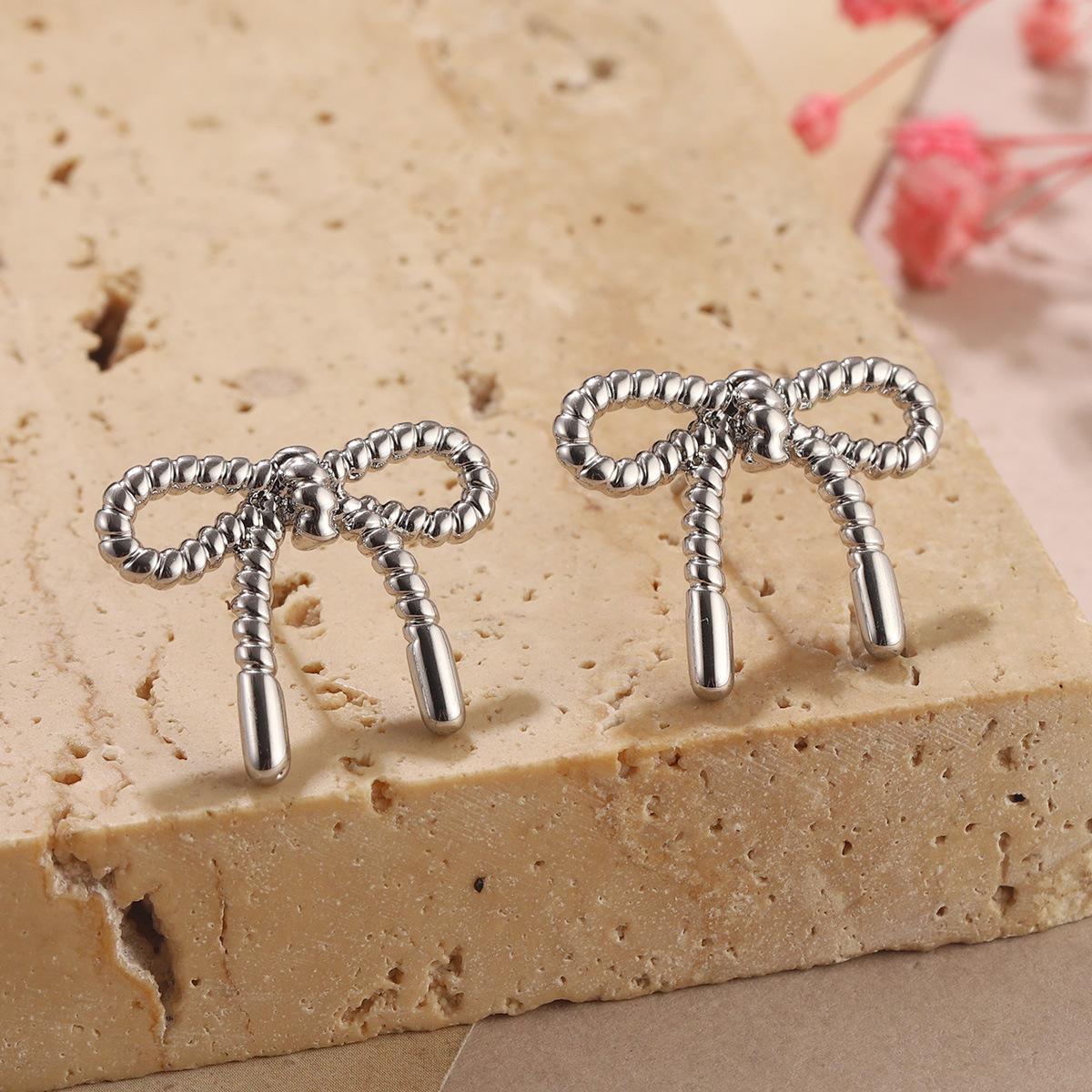 

Pearl bow ring stud earrings fashion ol versatile temperament texture geometric pattern earrings women