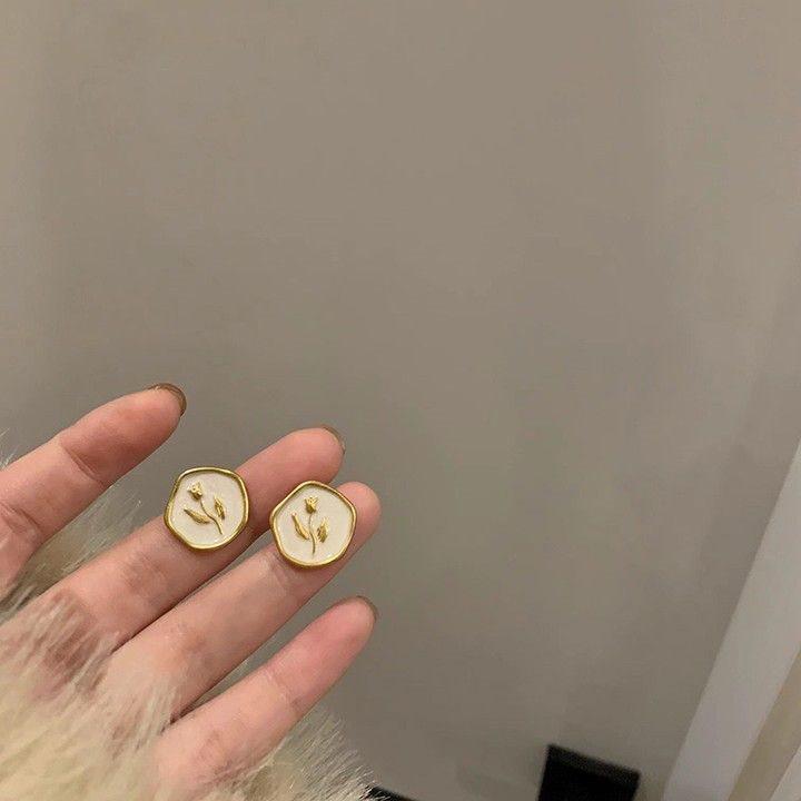 Geometric Korean Fashion Light Luxury Niche Stud & Dangle Earrings for Summer