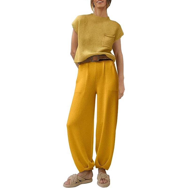 2023 Women's Two-Piece Casual Knit Sweater Set - Short Sleeve, Comfortable Fashion Outfit