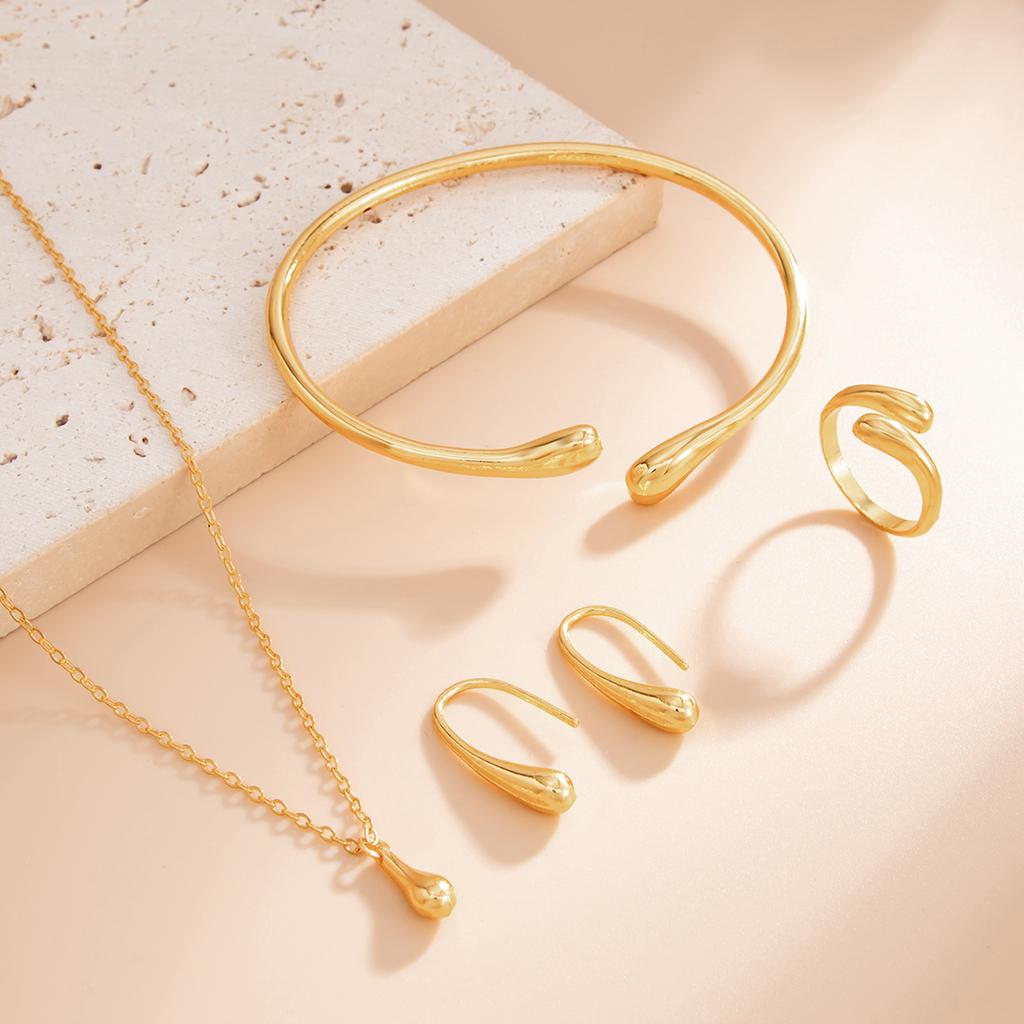 Salircon 4Pcs Trendy Gold Color Water Drop Necklace Earring Ring Bracelet Set Women Luxury Elegant Jewelry Party Wedding Gifts