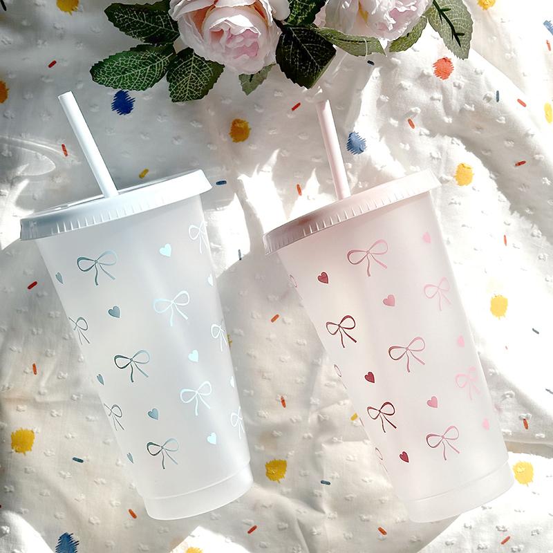 Kawaii Water Bottle Aesthetic Tumbler For Ice Coffee Juice Tea Cute Bowknot Plastic Cups With Straw Lid Outdoor tableware