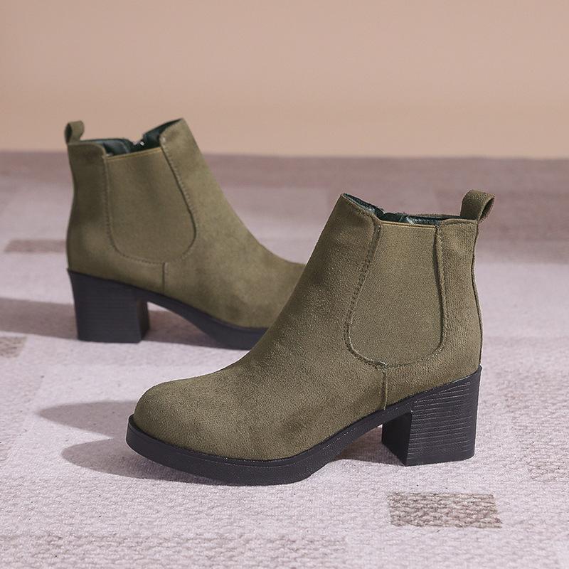 

Мартинсы на толстой подошве на среднем каблуке для женщин матовая поверхность 2025 осень и зима новые универсальные короткие ботинки в британском стиле модные ботинки для жен 42 зелёный