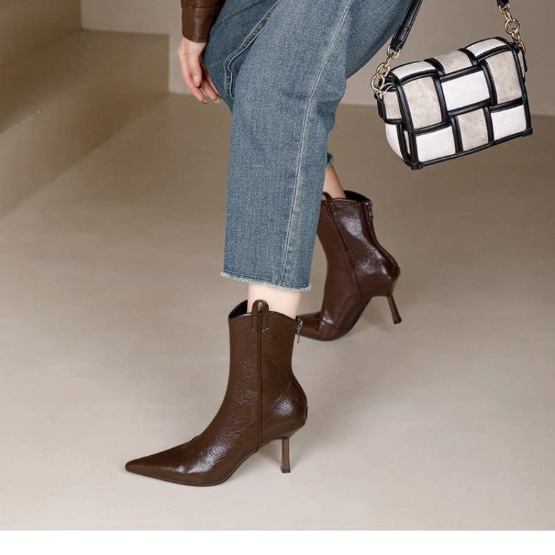 High-heeled stiletto shoes women's autumn and winter new stiletto women's short boots rear zipper leather boots pointed brown slim boots