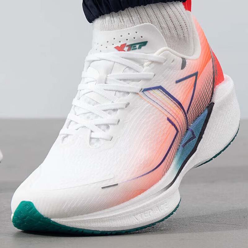 XTEP Men s Cushioned Fashion Running Shoes 44